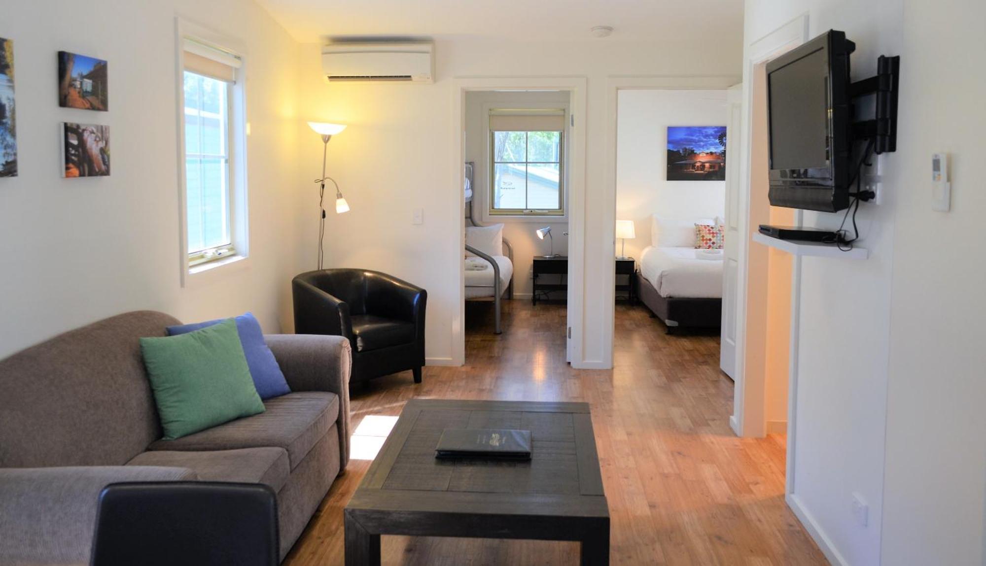 Tasman Holiday Parks - Merool On The Murray Echuca Room photo